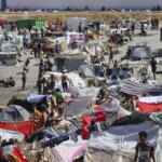 España pide apoyo a la Unión Europea para el triaje de los migrantes que quedan en Ceuta tras la entrada masiva