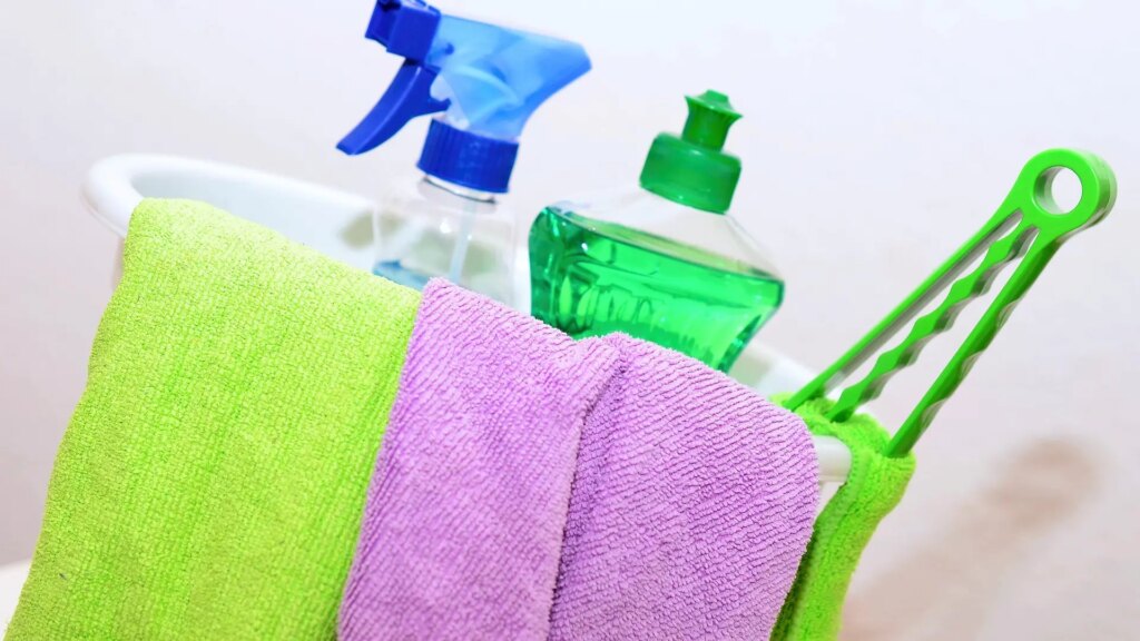 Los productos de limpieza perfumados crean contaminación atmosférica invisible similar a la del tráfico urbano