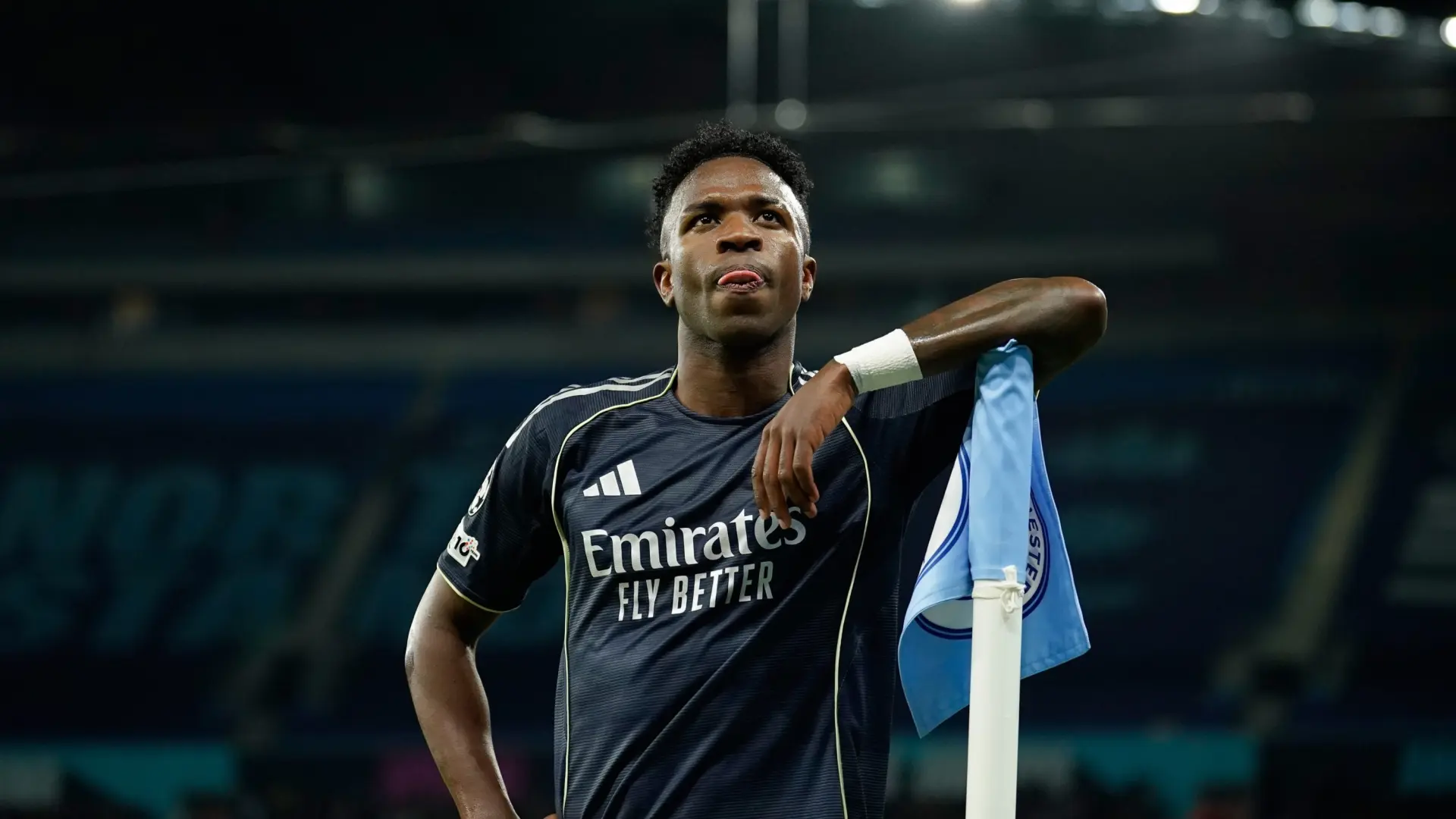 «Ocho años en el Bernabéu son muy cortos… seis años más y para siempre»