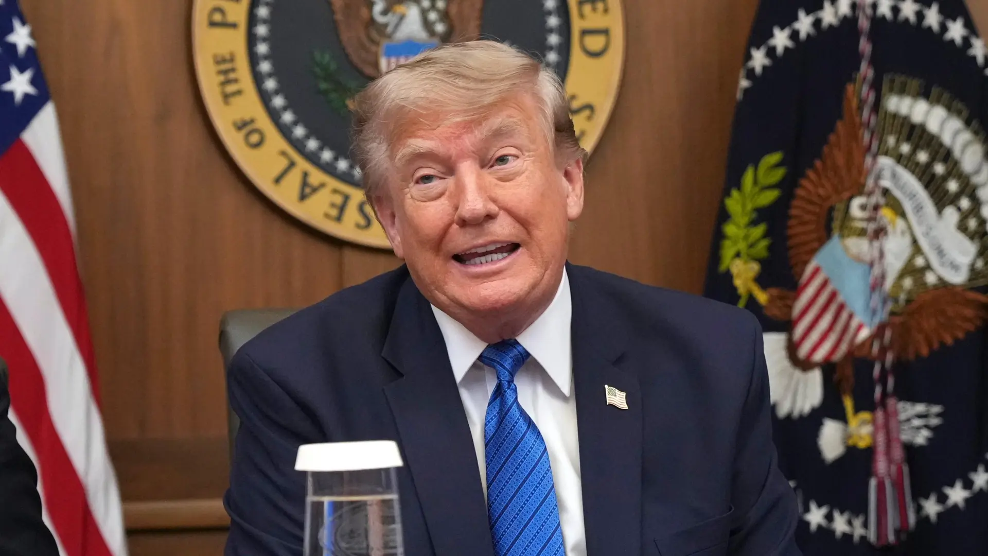 Trump tacha ahora a Irán de «hipócrita» y amaga con mantener un bloqueo naval sobre el régimen «hasta un acuerdo o la rendición»