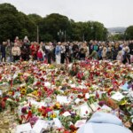 Un mar de flores despide a Harald V de Noruega Un mar de flores despide a Harald V de Noruega