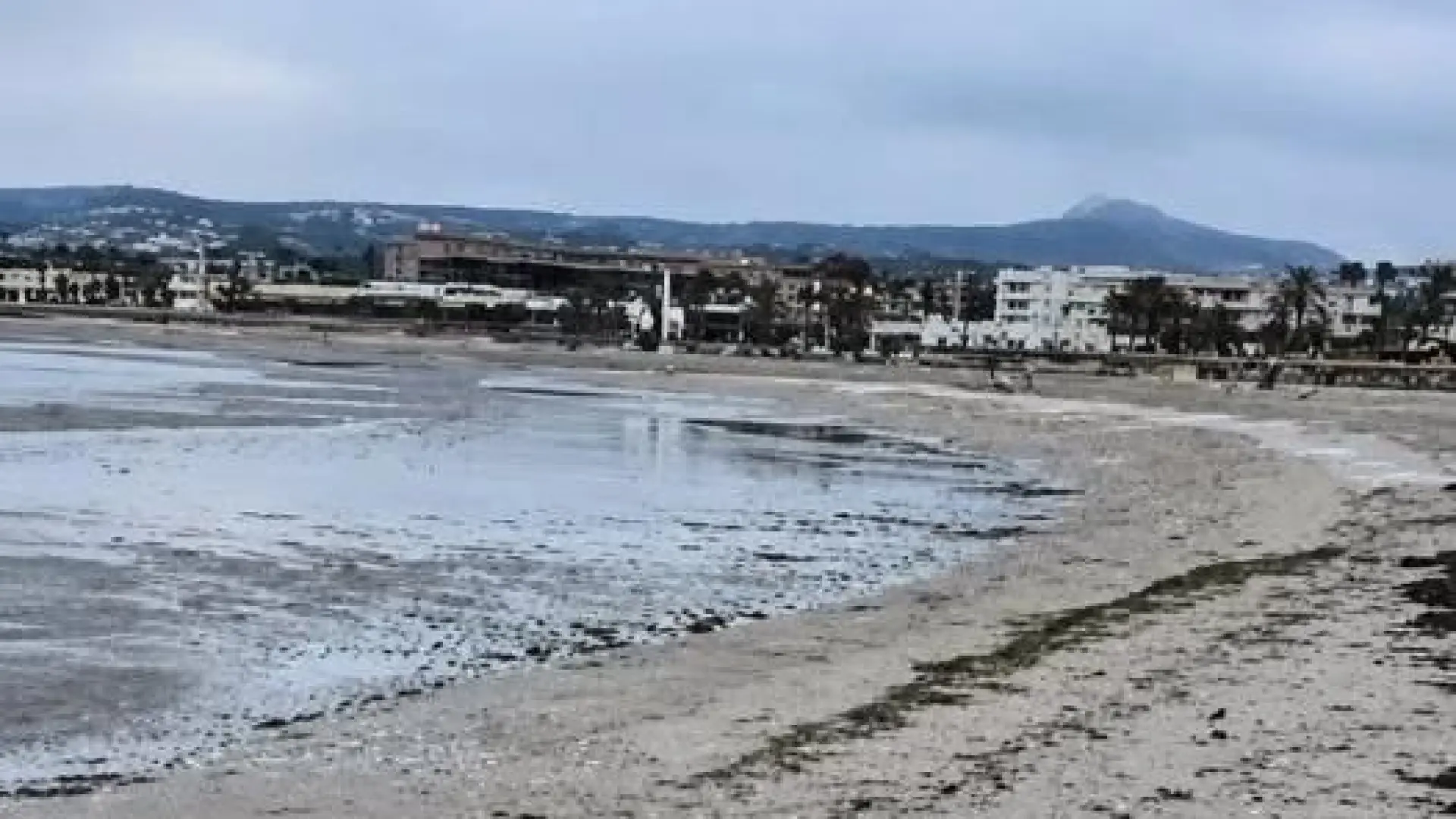 así se produce el fenómeno que ha hecho retroceder el mar en la costa valenciana