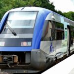 Al menos 44 heridos al descarrilar un tren regional en el norte de Francia