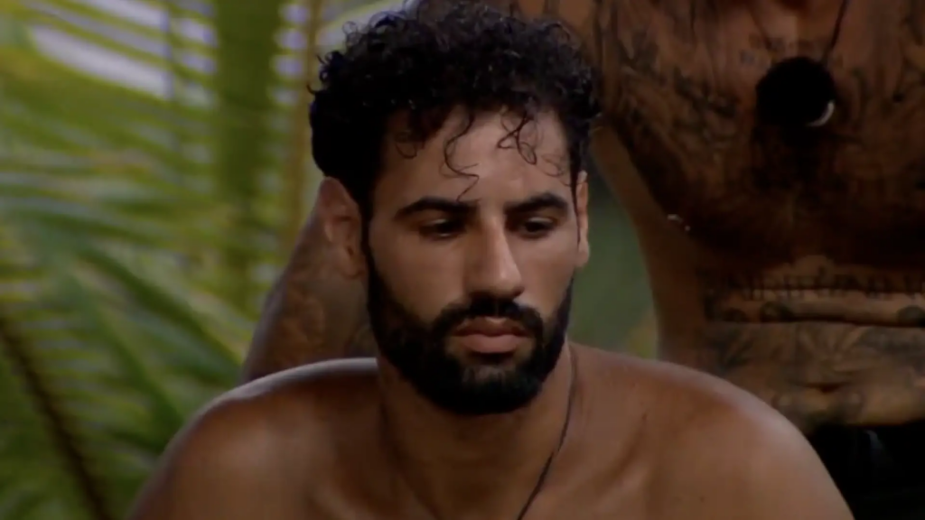 Asraf decide si abandona o no ‘Supervivientes All Stars’ tras un cruce de reproches: «No pongas esa cara» Asraf decide si abandona o no ‘Supervivientes All Stars’ tras un cruce de reproches: «No pongas esa cara»