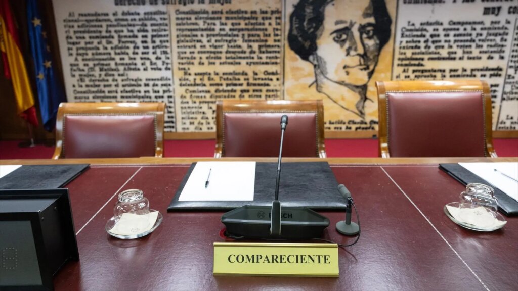 El PP llevará al Constitucional el plantón de los ministros al Senado para dar explicaciones por la crisis de Ceuta El PP llevará al Constitucional el plantón de los ministros al Senado para dar explicaciones por la crisis de Ceuta