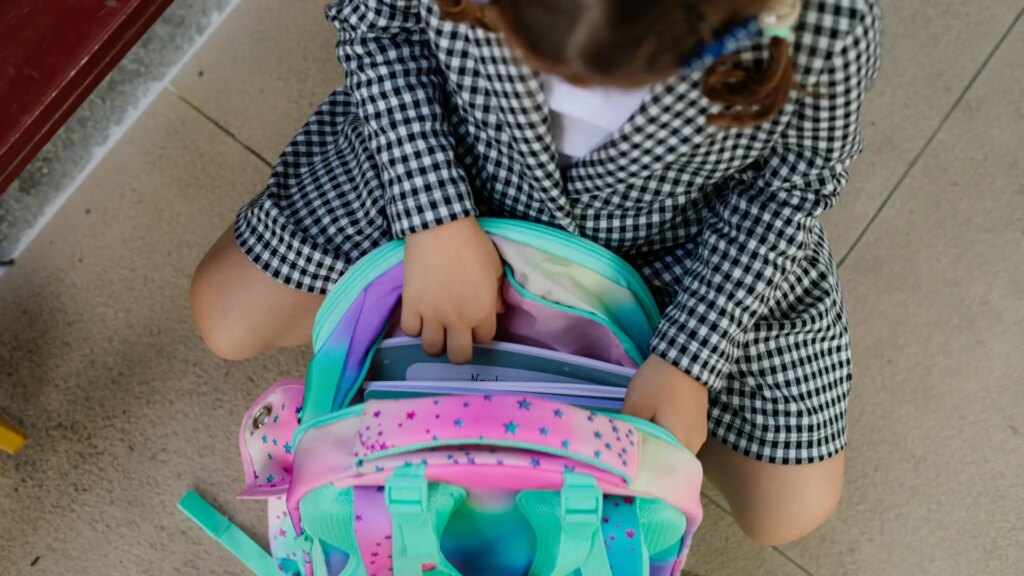 «Las mochilas escolares para la vuelta al cole no deben ser una taquilla portátil»