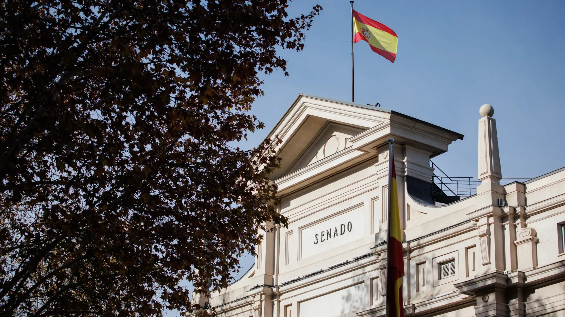 El PSOE y Frente Amplio presentan listas conjuntas al Senado el 29-N para disputar la mayoría al PP El PSOE y Frente Amplio presentan listas conjuntas al Senado el 29-N para disputar la mayoría al PP