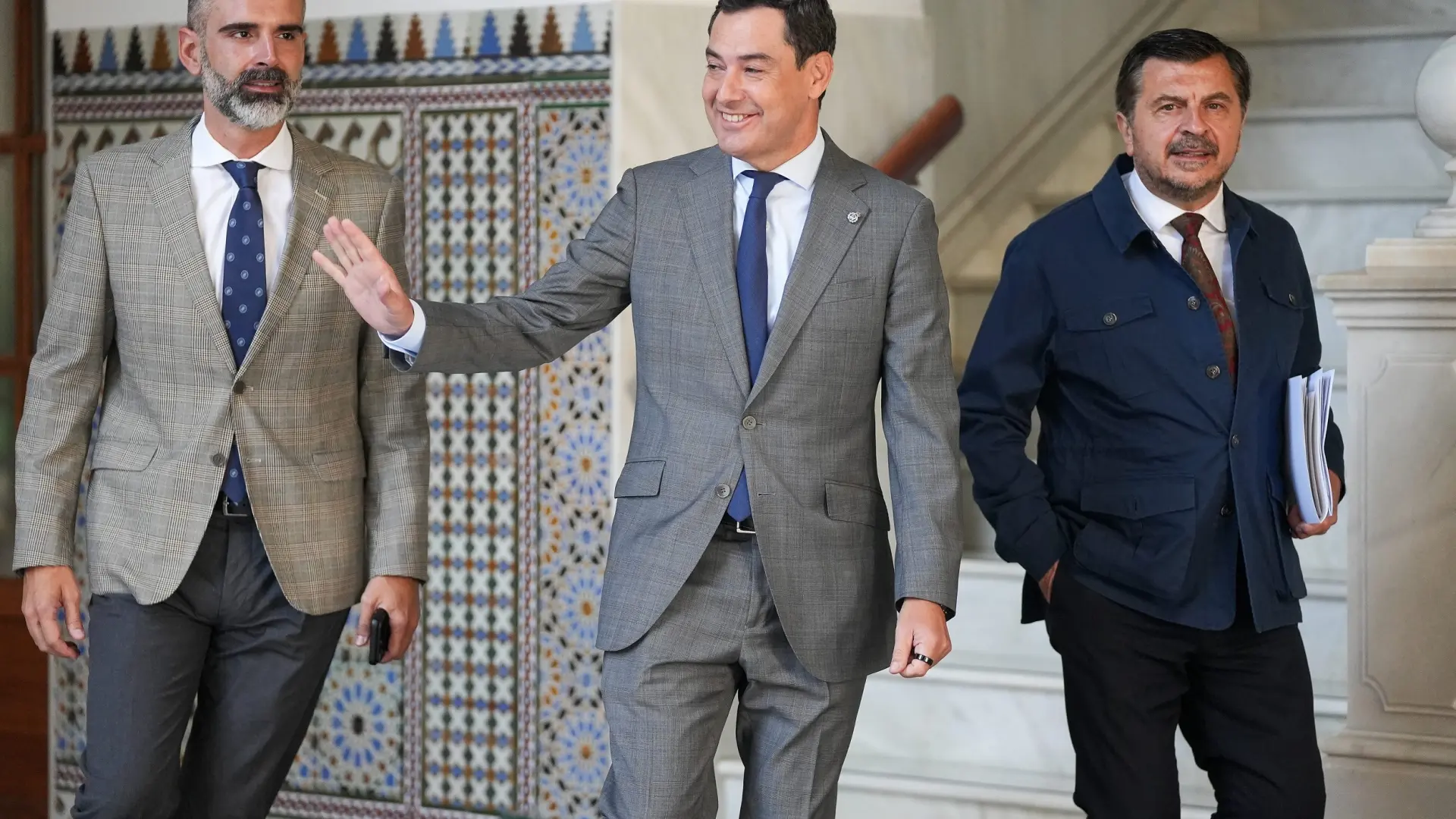 El Presupuesto andaluz de 2027 crece un 6% hasta superar los 54.700 millones, con 17.000 para sanidad y mil para vivienda El Presupuesto andaluz de 2027 crece un 6% hasta superar los 54.700 millones, con 17.000 para sanidad y mil para vivienda