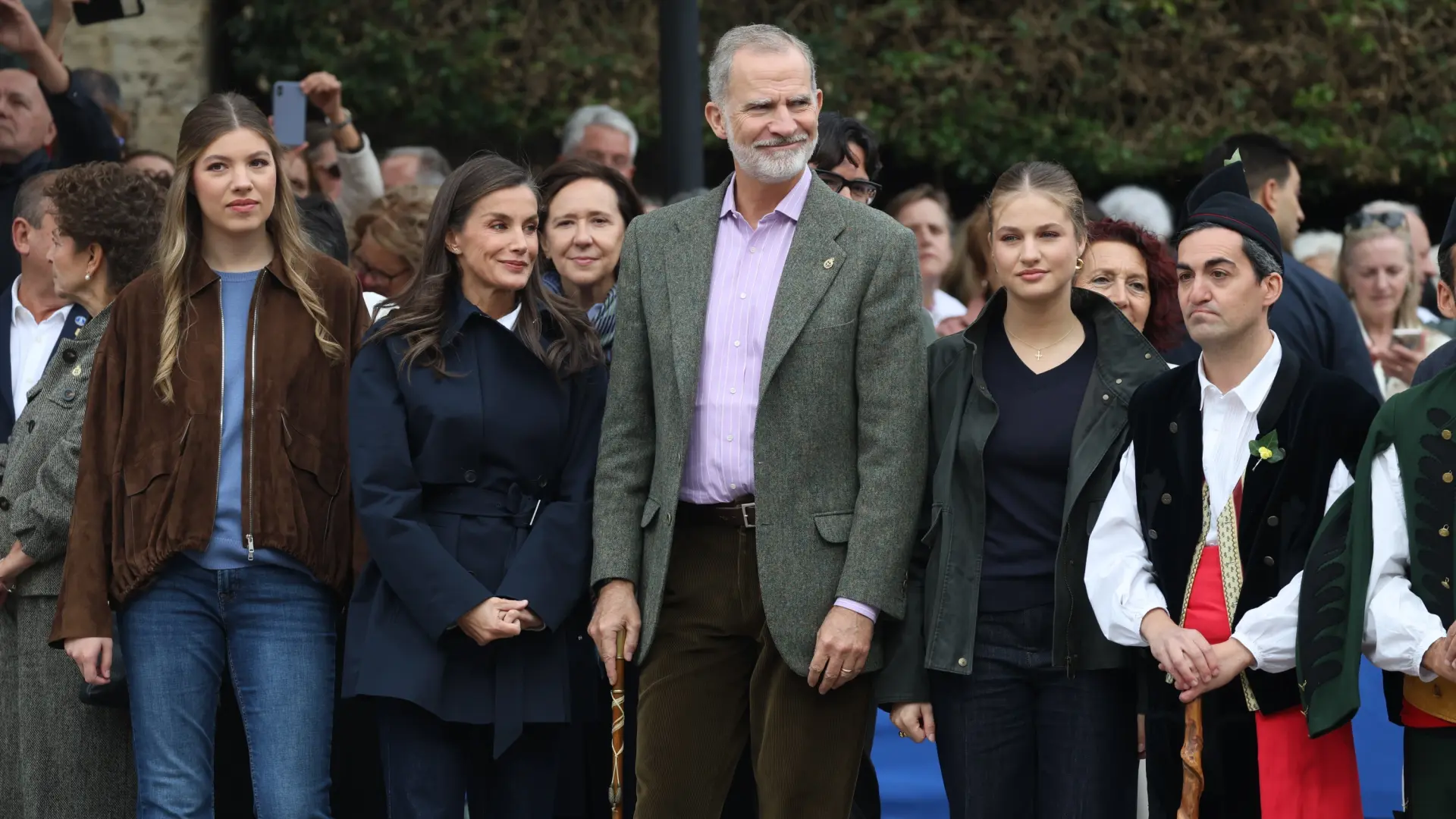 El Rey Felipe VI es operado de cataratas en el ojo izquierdo en Oviedo