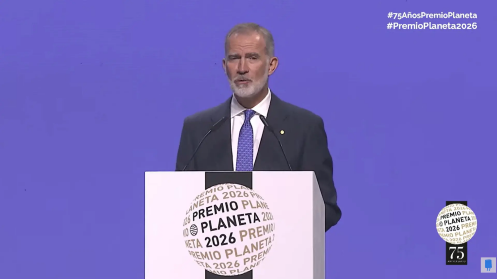 El rey recurre a Ana María Matute para elogiar el 75 aniversario del Planeta: "El que no inventa, no vive" El rey recurre a Ana María Matute para elogiar el 75 aniversario del Planeta: "El que no inventa, no vive"