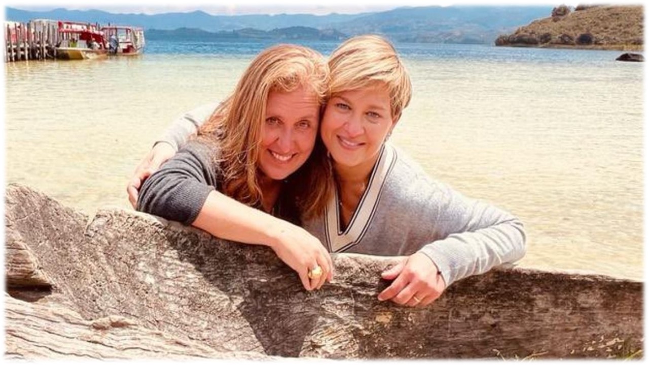 Eva Ferrer comparece ante la Procuraduría por denuncias relacionadas con Verónica Alcocer Eva Ferrer comparece ante la Procuraduría por denuncias relacionadas con Verónica Alcocer