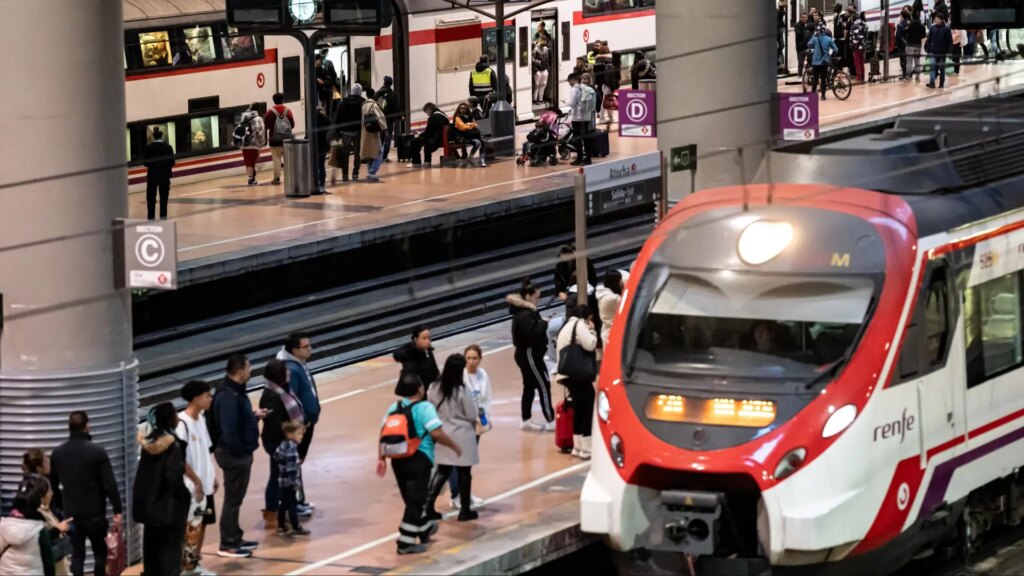 La C-5 de Cercanías Madrid finaliza en Atocha las mañanas de este fin de semana por obras La C-5 de Cercanías Madrid finaliza en Atocha las mañanas de este fin de semana por obras