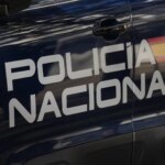 La Policía Nacional intercepta a un grupo ultra del Racing de Santander con palos de escoba antes del partido frente a Osasuna La Policía Nacional intercepta a un grupo ultra del Racing de Santander con palos de escoba antes del partido frente a Osasuna